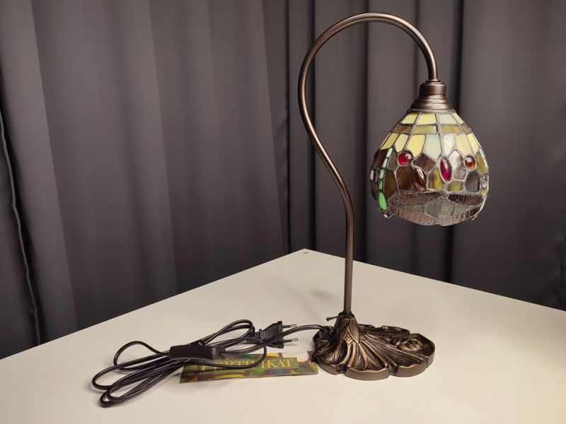 Trollslända Oliv 20cm Tiffany Bordlampe
